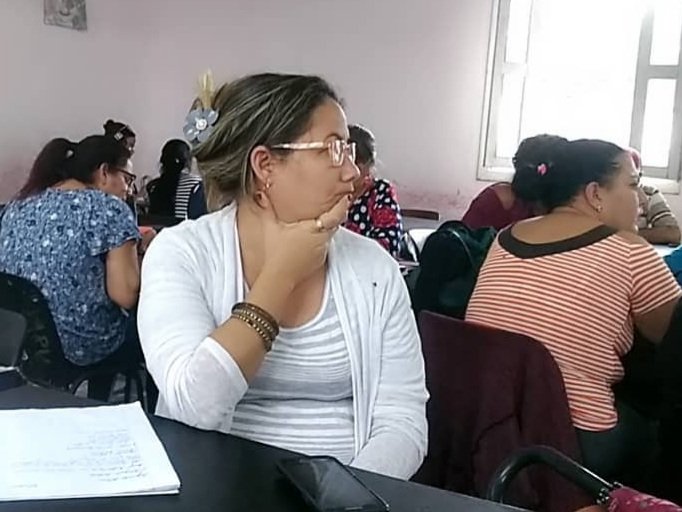 PinarEducacion's tweet photo. #CultivandoRevolución se prepara la estructura municipal de la Dirección General de Educación en #PinardelRío para el sistema de trabajo Metodológico en la etapa Enero-Marzo #CubaMined @CubaMined @btan0987 @RoigNoda @Curbelo https://t.co/zZQcWzTeoC