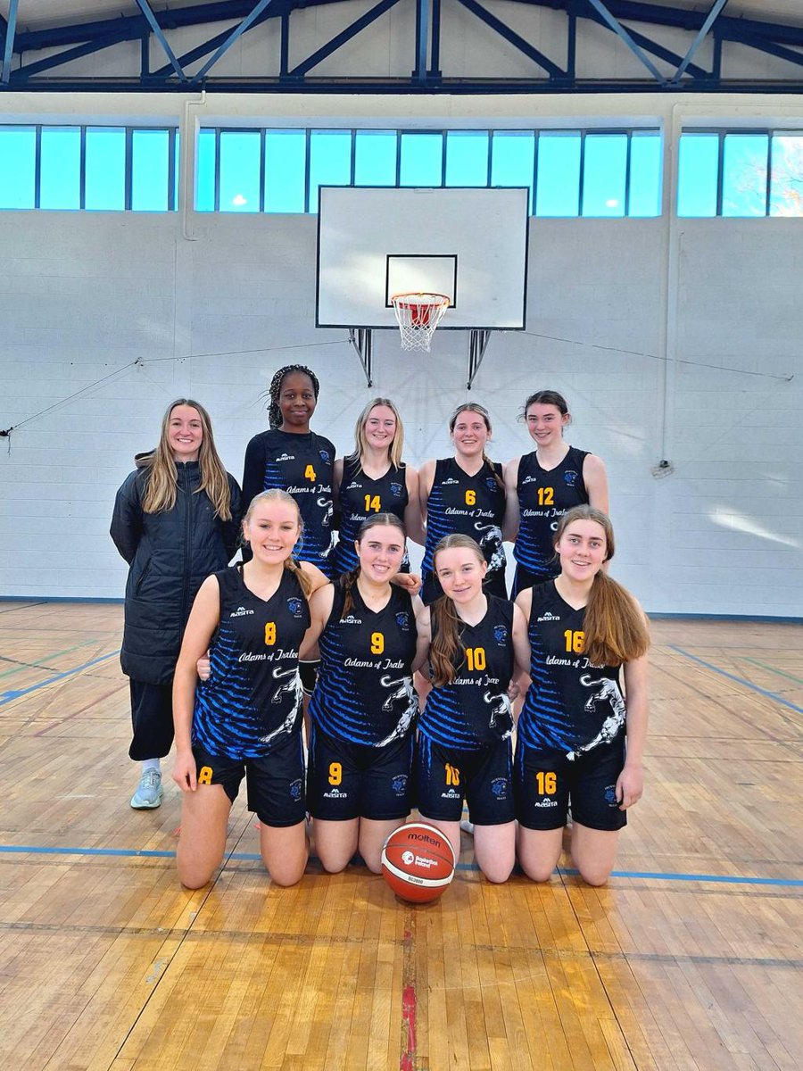 PresSecTralee's tweet photo. The victorius u19 squad who booked their spot in the quarter final of the All Ireland today vs Christ the King! @CeistTrust https://t.co/HR5ZAzTQOO