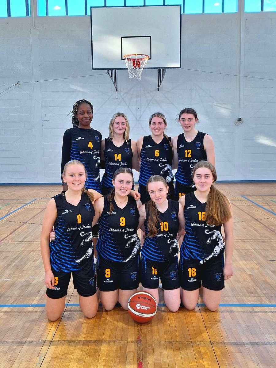 PresSecTralee's tweet photo. The victorius u19 squad who booked their spot in the quarter final of the All Ireland today vs Christ the King! @CeistTrust https://t.co/HR5ZAzTQOO