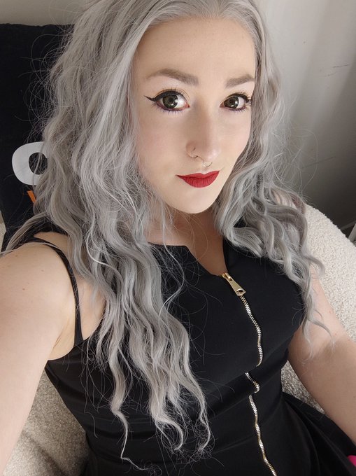 Yeeesss ! Je suis en live sur cam4 !! https://t.co/TkMXI9j49k &Agrave; toute de suite 😜😜 https://t.co/jO6HH<a href="/tag/sexy"class="tags"><span>#sexy</span></a><a href="/tag/camgirl"class="tags"><span>#camgirl</span></a><a href="/tag/onlyfans"class="tags"><span>#onlyfans</span></a>