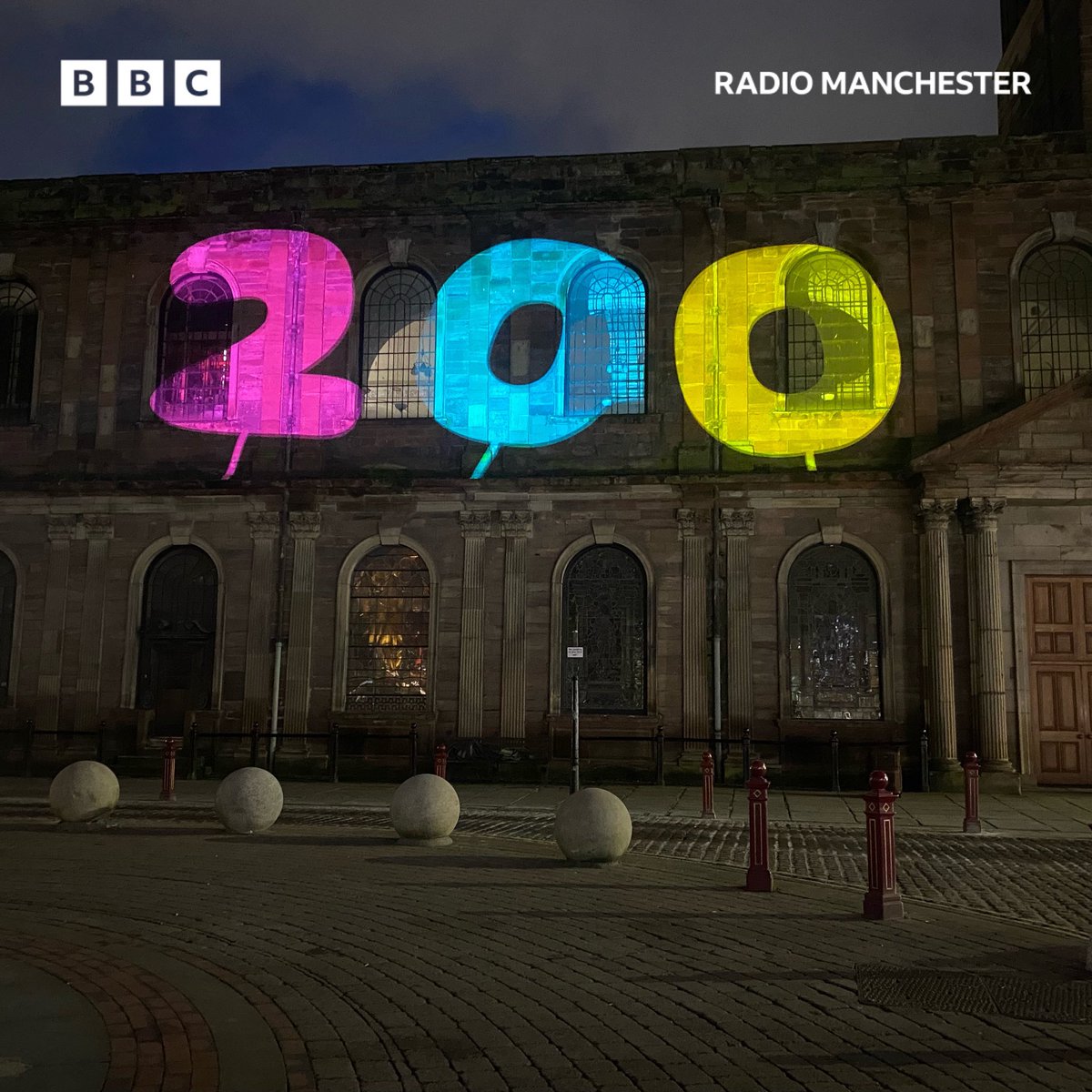 isobelfryjourno's tweet photo. Happy Birthday @ManMetUni 🎈

Established back in 1824 they’re now celebrating their 200 year anniversary by lighting up iconic Manchester building including the Cathedral, Town Hall and St Ann’s church ✨

@bbcradiomanc 🎧 https://t.co/FlKXSkFR7r https://t.co/jaYDr6gxR7