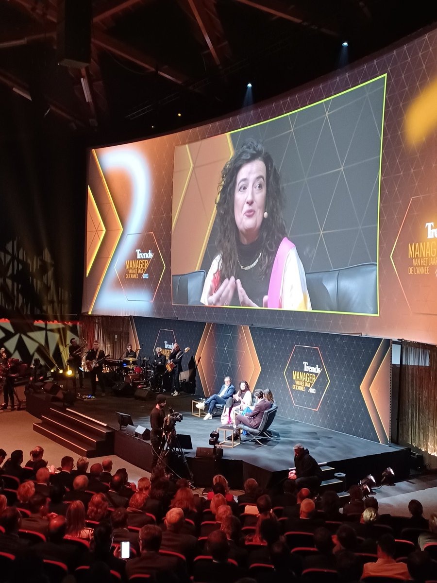 Professor #wiskunde <a href="/AnnDooms/">Ann Dooms</a>: "Het gevaar met #AI is dat het een patroon zoekt, dat niet altijd correct is" #ManagerVanHetJaar2023 #MVHJ #Trends