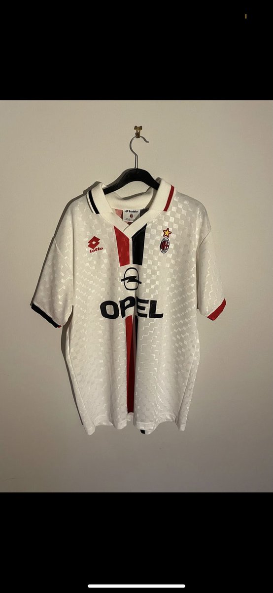 RetroTröjan tweet media