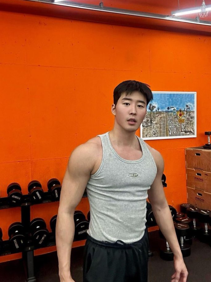Kim Kwon 🥵🫣