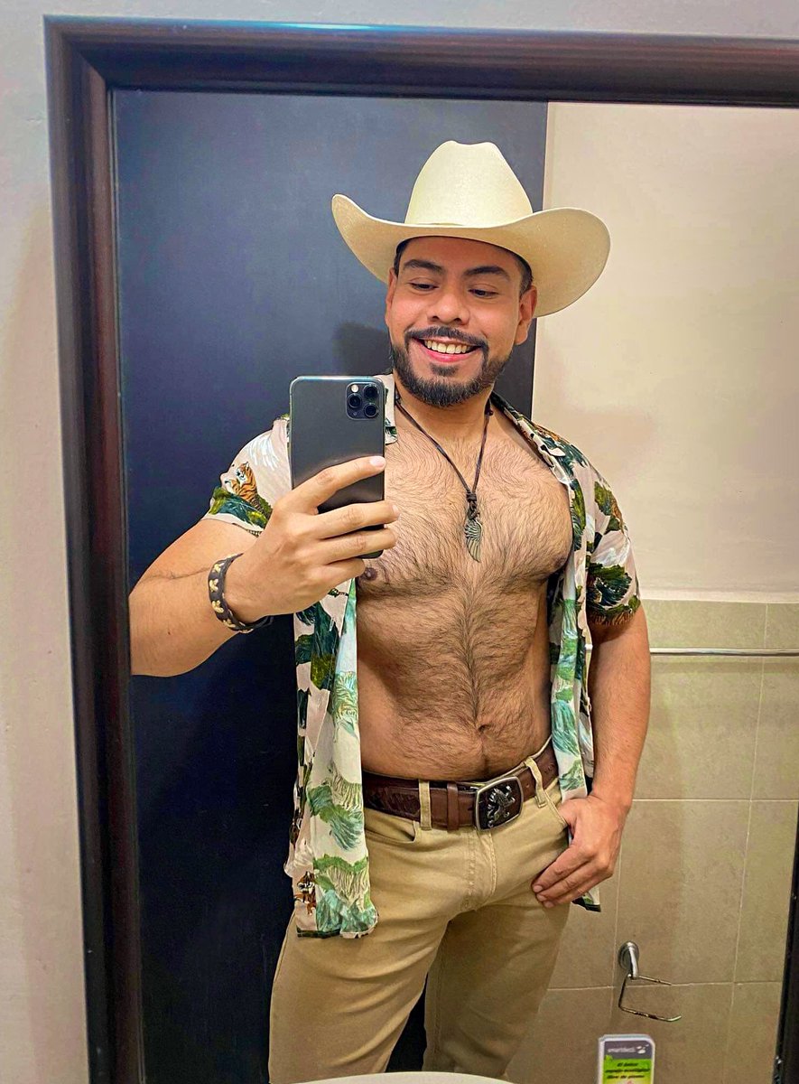 arydevaldez's tweet photo. 🤠✌️ https://t.co/2dYFMQYOsv