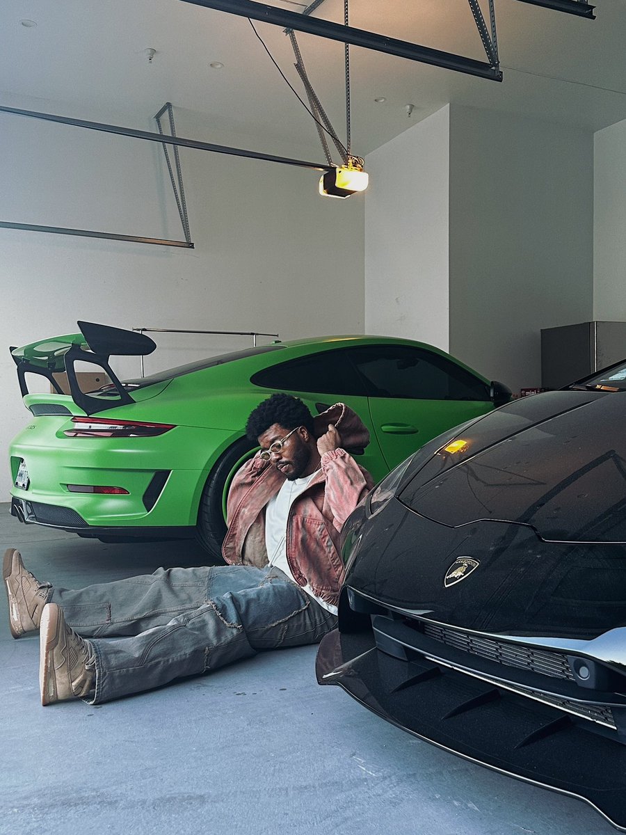 thegreatkhalid's tweet photo. clearly I don’t drive these enough https://t.co/V1vvhu7Ohn