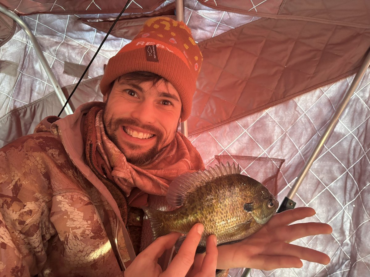 BrooklynJayyy's tweet photo. Ice fishing wrap up - truly nitty gritty dirt band style 🩵 https://t.co/EzqzFPlDiy