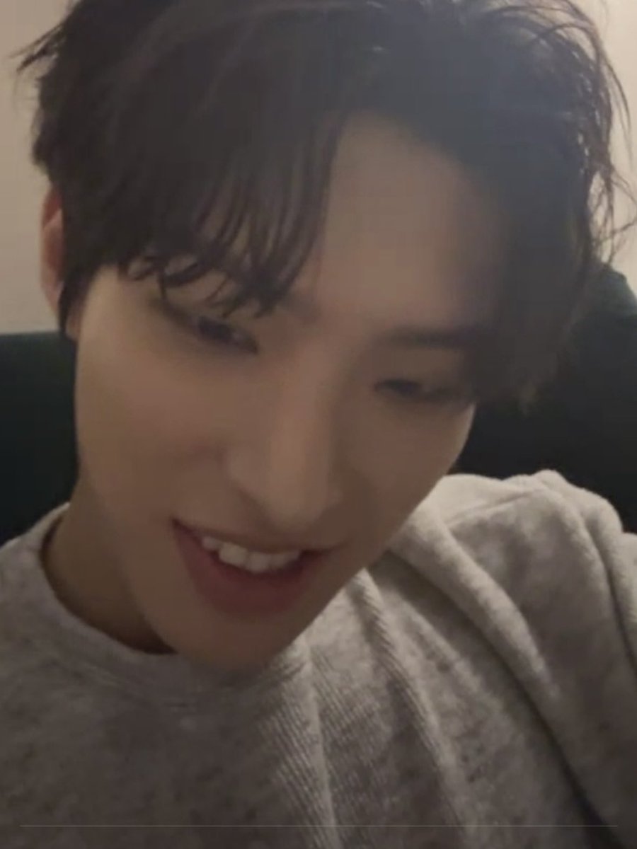 mingifeeds's tweet photo. hola/olá 👋🏼♡ https://t.co/pvp1HRyvTc