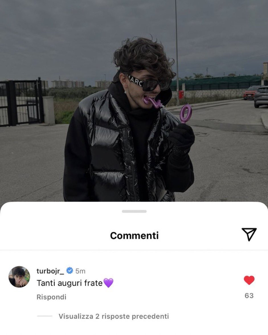 aulolaaa_'s tweet photo. 💜🤍. https://t.co/HMQuJWCPS7