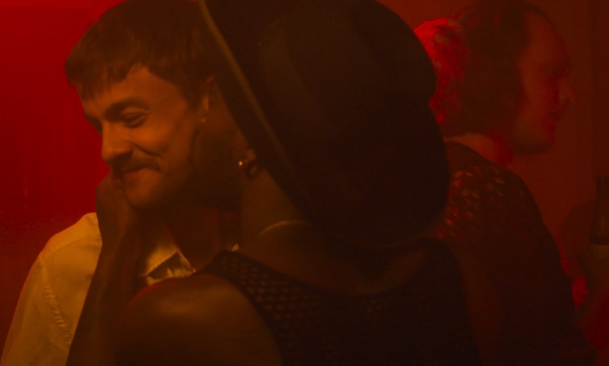 TLAReleasing's tweet photo. I think it would be really nice if there was like…
( AT NIGHT ALL THE CATS ARE BLACK - De noche los gatos son pardos by Valentin Merz )
#denochelosgatossonpardos #cine #film #cinema #queercinema #cinelgbtq #lgbtfilm #peliculasgay #filmegay #gaymovie #valentinmerz #RobinMognetti https://t.co/8PTXiY63wH