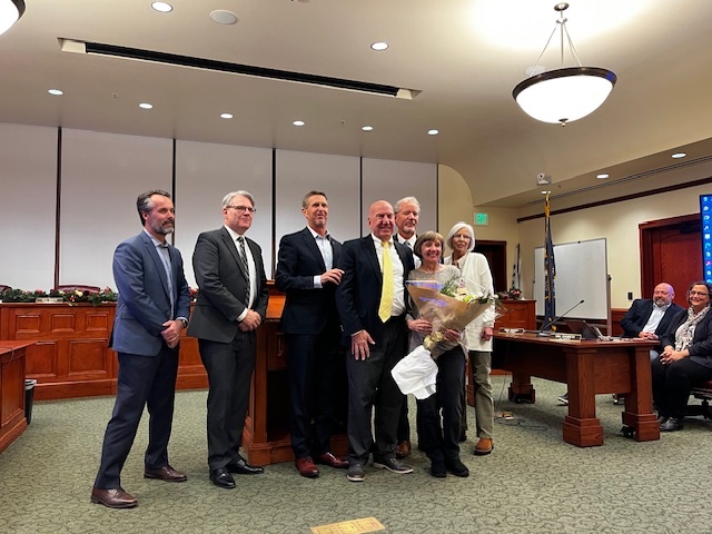 WFWRD1's tweet photo. Dan retires after four years of dedicated service including board vice chair in 2022 and board chair in 2023. Each of these wonderful officials showed such amazing support for our staff and excellent leadership. You will be missed! @CityofHolladay https://t.co/ehhAr5Hg6z