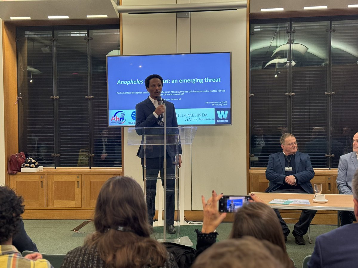 Our Centre member @fgtadesse is currently discussing 'Anopheles Stephensi: An emerging threat' at the Parliamentary reception, shedding light on the significance of this invasive vector for the future of malaria control. #AnophelesStephensi #ParliamentaryReception