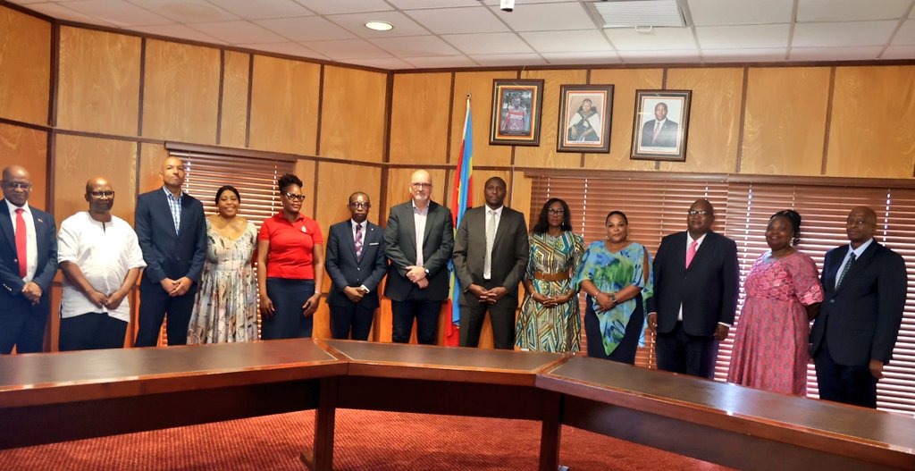RussellMDlamini's tweet photo. I was honoured to receive a courtesy call from the National Emergency Response Council on HIV/AIDS (NERCHA) at Private and Cabinet Office this afternoon. NERCHA is one of the State Owned Enterprises under the portfolio of the Prime Minister’s Office. https://t.co/v7x8P0eLI6
