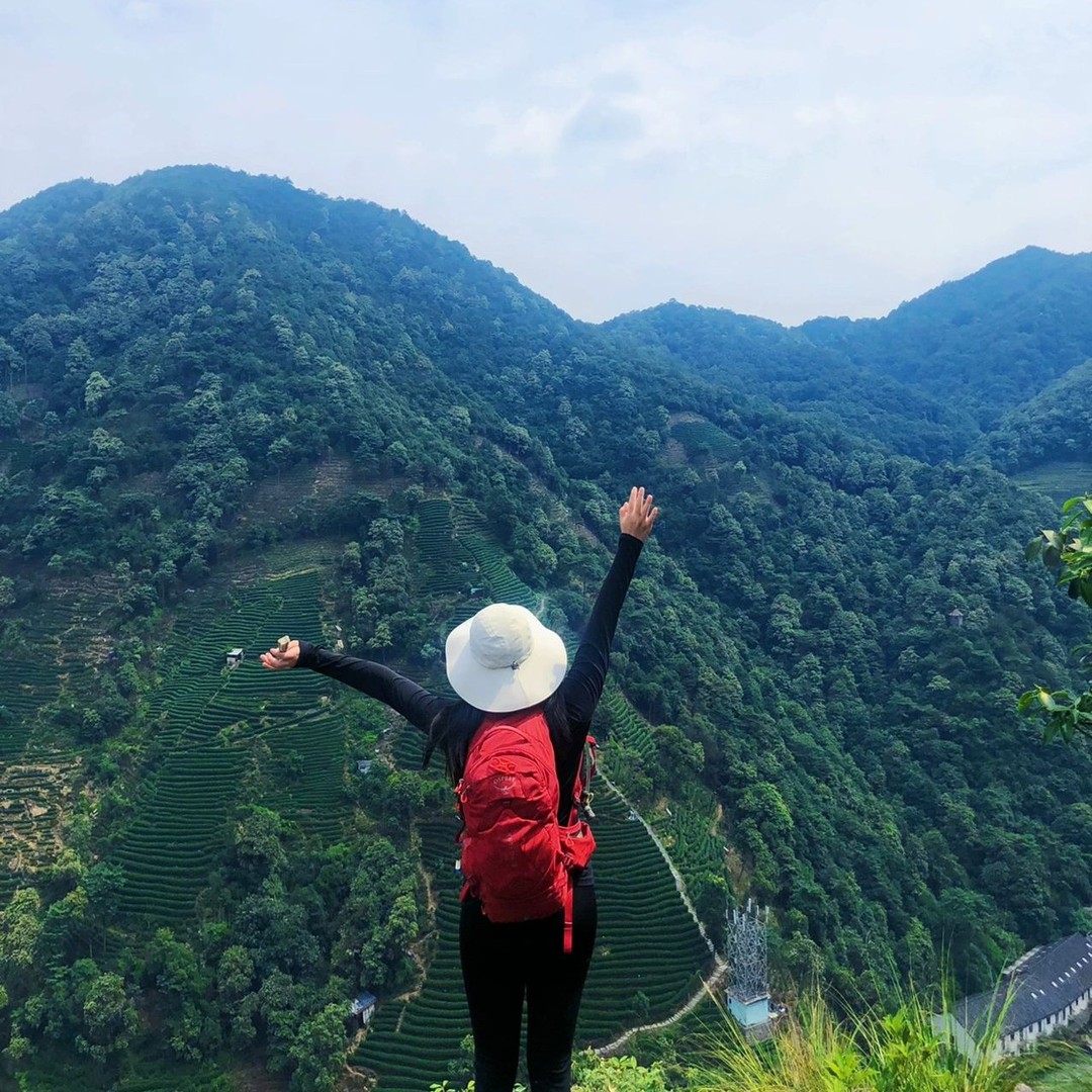 vice89152195's tweet photo. 気温が上がったので、登山装備を整理して、以前の登山の写真を見ましたので、徒歩のアドバイスを共有したいと思います⛰︎⛰︎⛰︎

#山に登る
#山に登る理由
#山登り
#山登り初心者
#山登り女子
#古い写真 https://t.co/BpSYSGEMIl