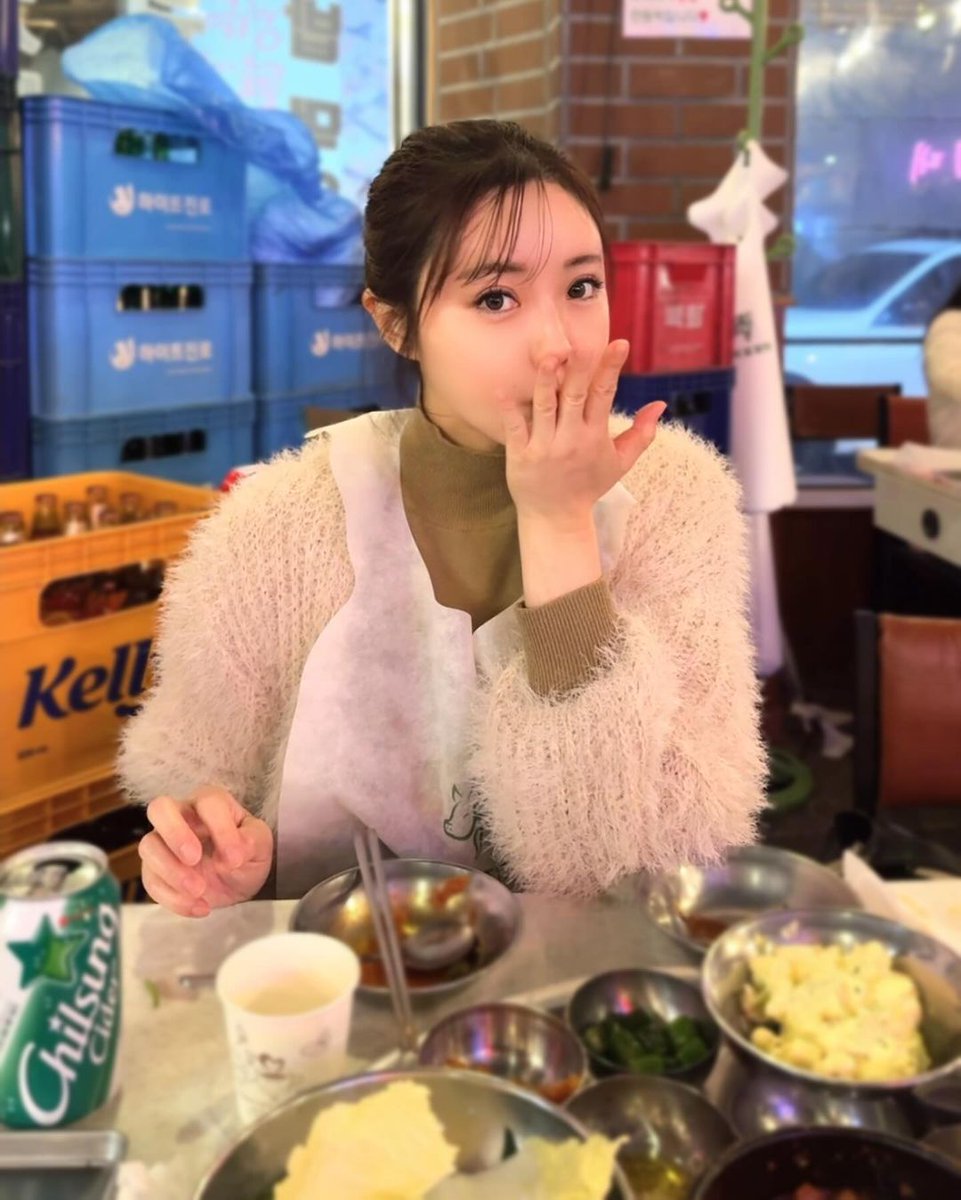 vice89152195's tweet photo. サムギョプサル食べた😋 https://t.co/D3xeIDbnc6