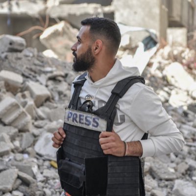 anasfteha's tweet photo. #NewProfilePic

96 days of war, displacement, displacement, displacement, displacement...

#Gaza_under_attack_now https://t.co/qGKGDcx5nL