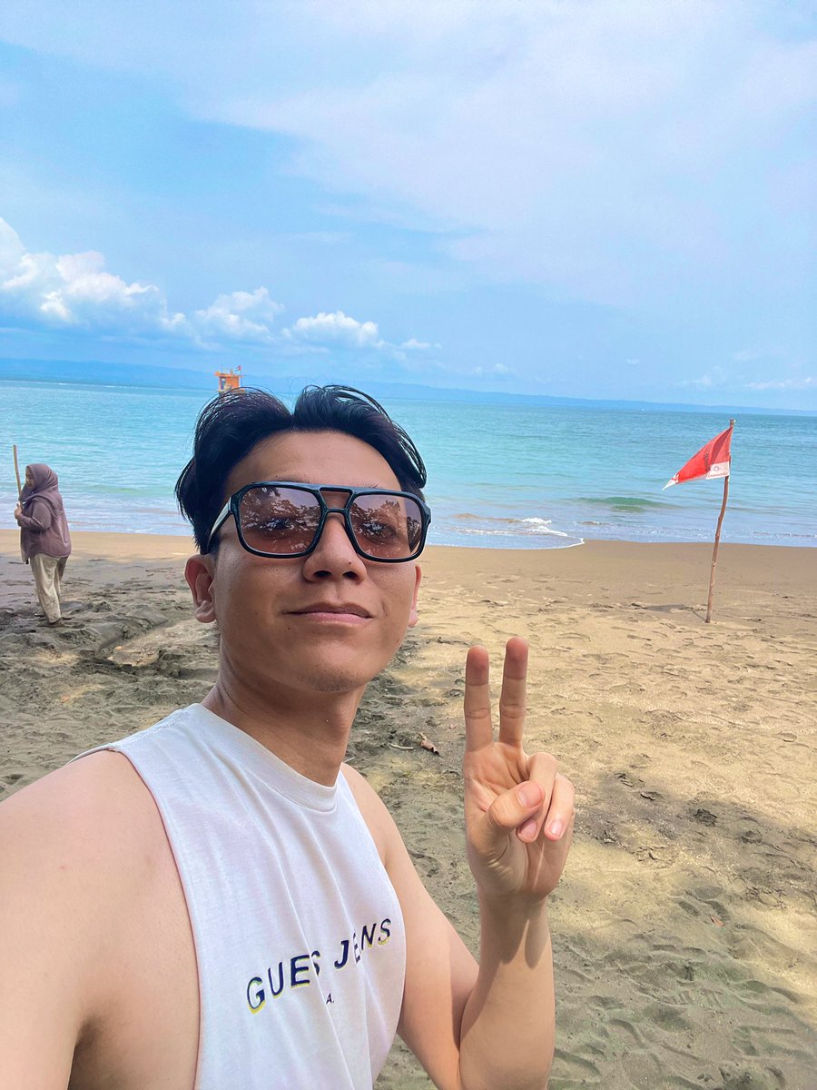 bowiyy's tweet photo. betah banget dahal 😭🙏🏻 https://t.co/aaiDU2iVUa