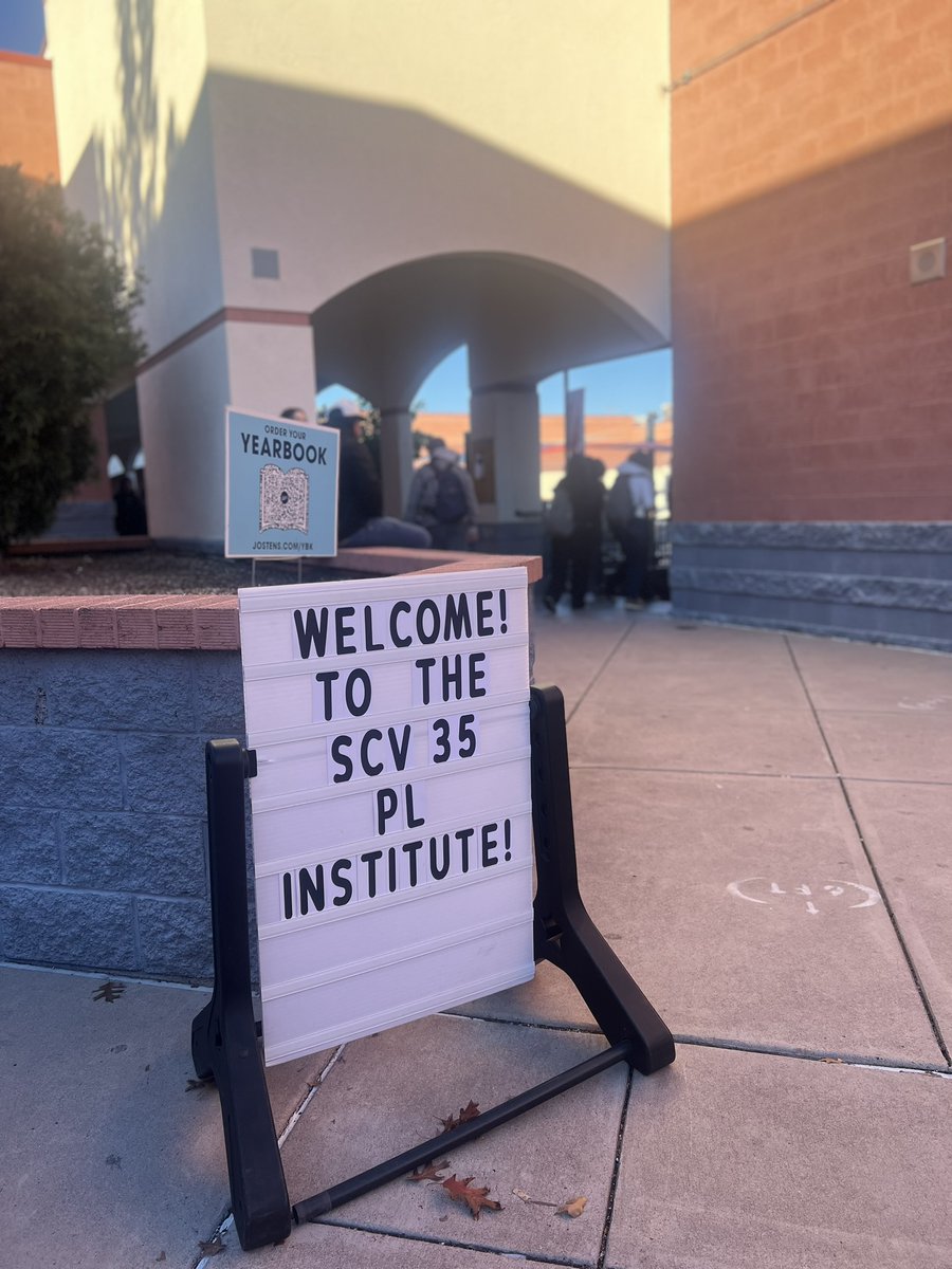 arizonafuture's tweet photo. Shaping the future of #AZ Ed: @scv35_comm just shared a pioneering journey in student-centered education with educators from across AZ and beyond. #SCV35 inspires us and demonstrates that the sky's the limit when learning is tailored to each student's unique needs.