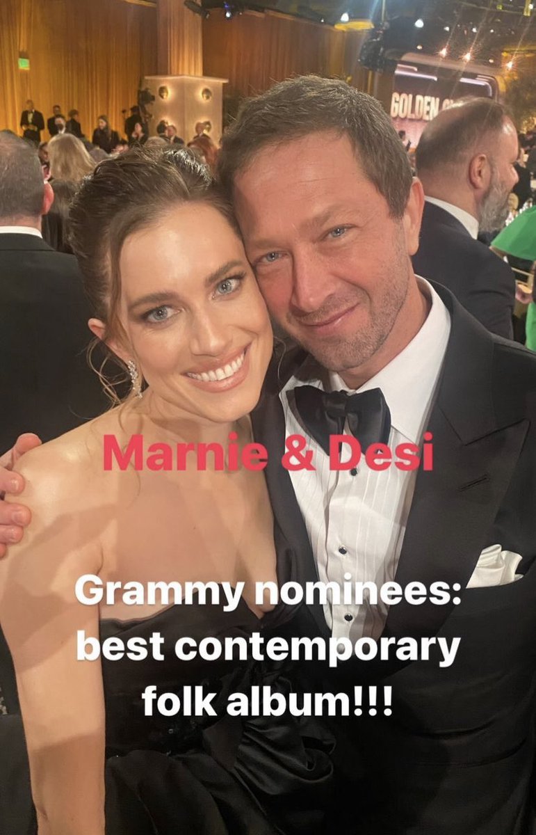 FilmUpdates's tweet photo. ‘GIRLS’ co-stars Allison Williams &amp; Ebon Moss-Bachrach reunited at the Golden Globes. https://t.co/4IOeChsLoY