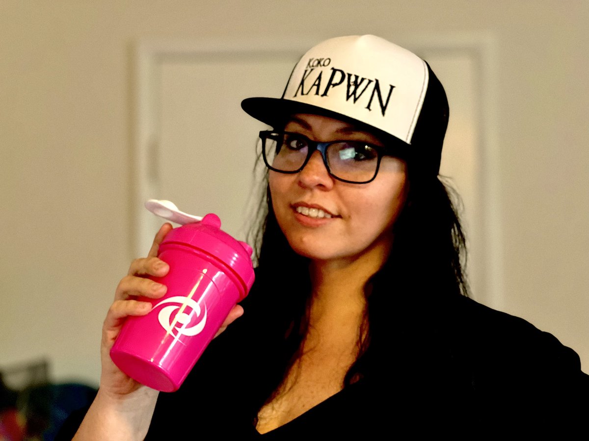 KokoKapwn's tweet photo. Feeling a bit better today!  Had some @GFuelEnergy to kick off my day!! Loving my new #truckerscap check out my merch at https://t.co/IkuOje7owR 
#streamer #gamergirl #gamer #healthy #guel #blackonblackberry https://t.co/7zTXK4oQhX