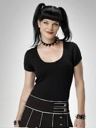 rachelcatfish's tweet photo. thinking of her https://t.co/xXOMCJSn3N