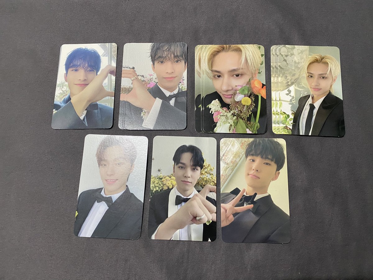 siopausells's tweet photo. wts lfb seventeen svt ph

fml carat ver photocards
80 each + lsf 
discount if getting 3+

# dk dokyeom jun dino vernon hoshi https://t.co/3rXaeYwPGD