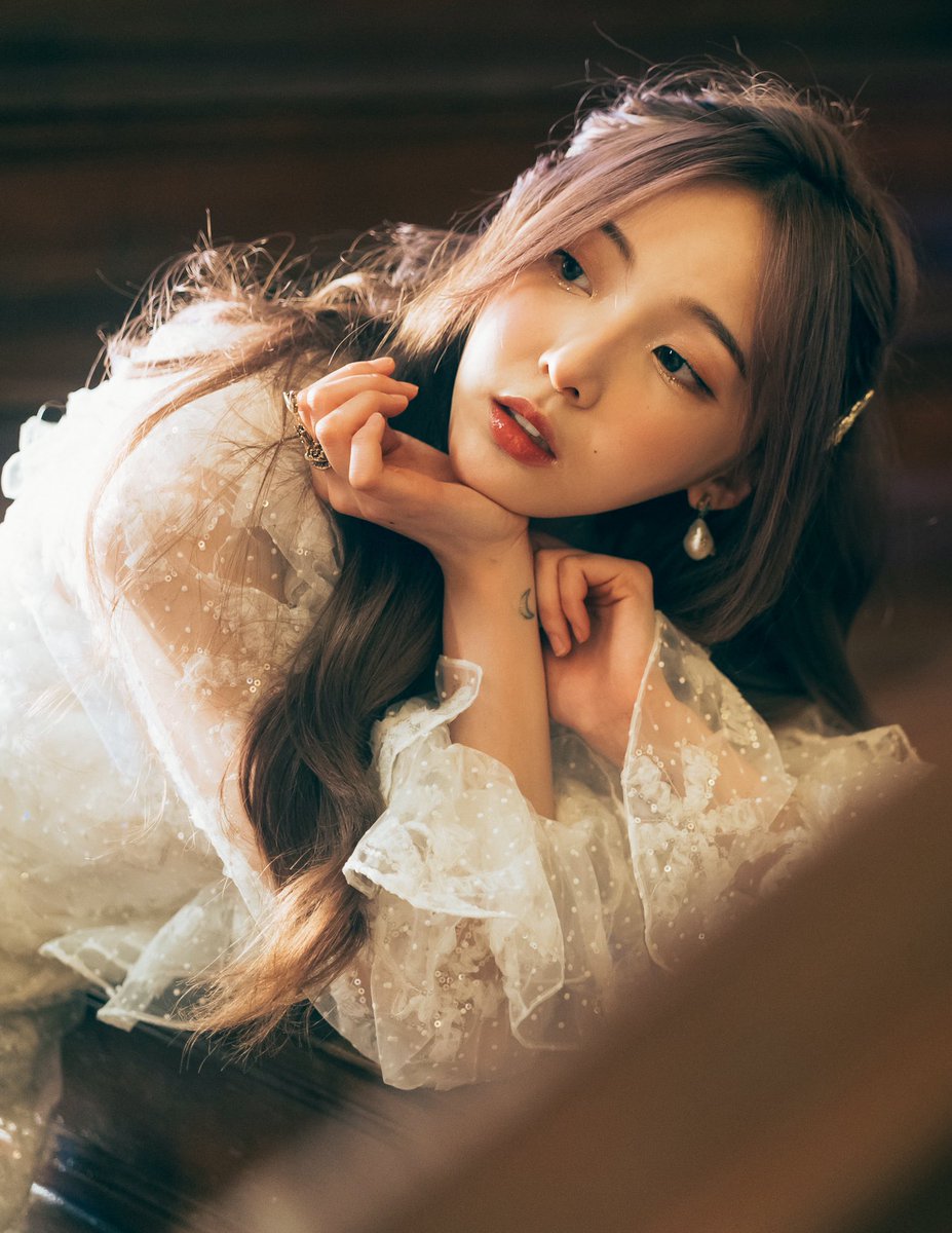 LaaluneOfficial's tweet photo. https://t.co/BK41B1o2nF