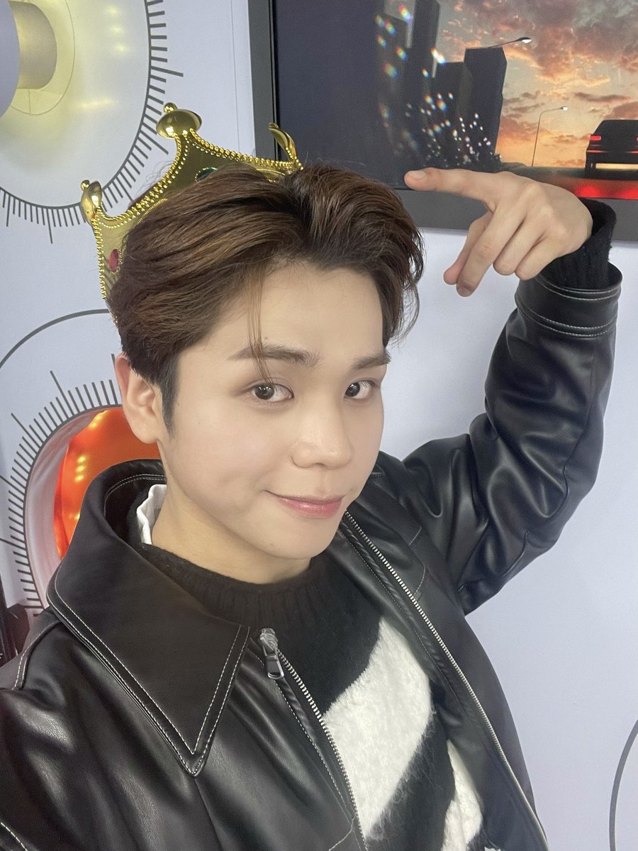 HORI7ONofficial's tweet photo. 2024. 01. 10

@ 라디온어스

#HORI7ON #호라이즌
#VINCI #빈치 https://t.co/lge4X47lUm