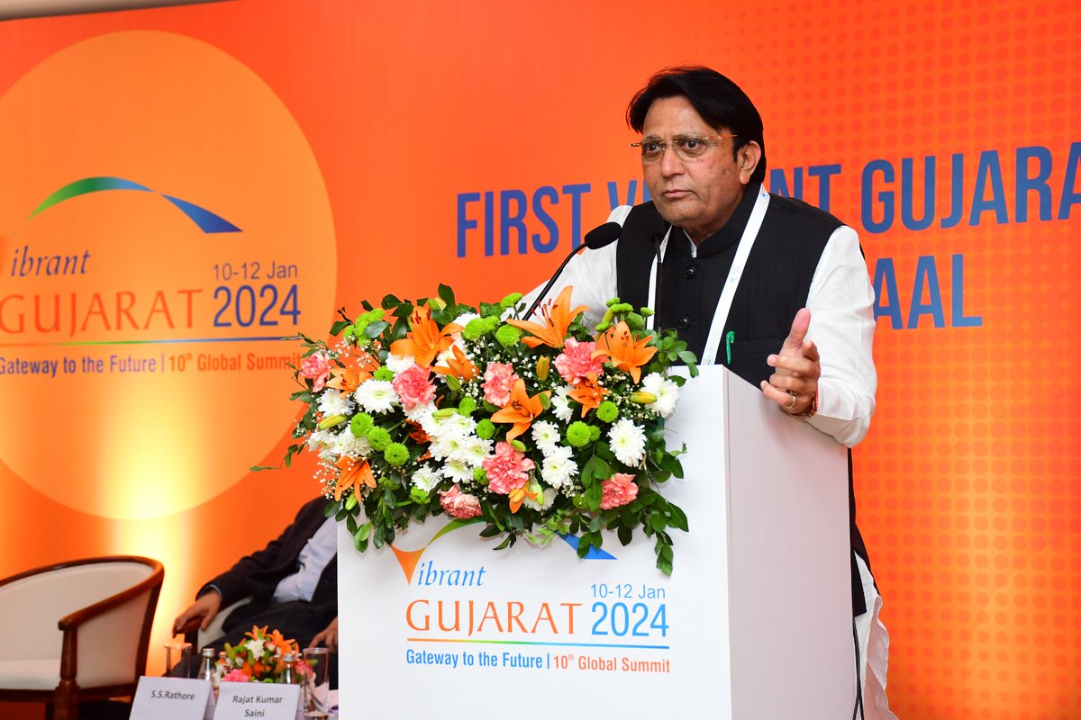 Shri @Balwantsinh99, Minister of Industries, Govt. of Gujarat gave his special address today at the #VibrantGujarat2024 seminar on 'Dholera - A Greenfield Smart City for Smart Businesses'. @PMOIndia | @CMOGuj | @InfoGujarat | @VibrantGujarat | @nicdc01 | @AChaudhary01 |…