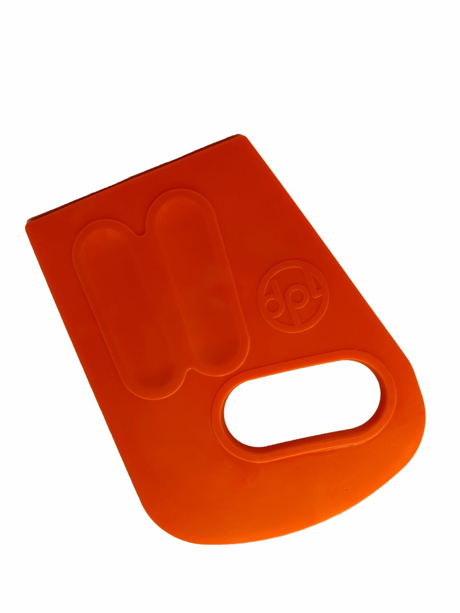 DerbyshirePoly's tweet photo. Ice Scraper 
Durable ice scraper manufactured from high quality polyurethane, ideal size for easy accessible storage in your door card or glove box.

Unique handle with finger grip for effective scraping. https://t.co/0ApAXRf8tM