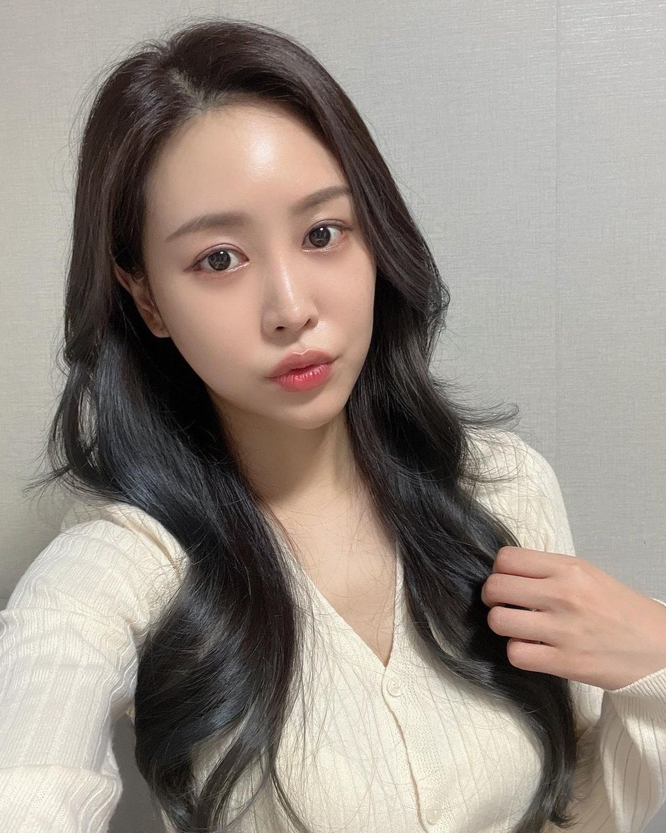 저는 이전에도 굉장히 밝고 낙천적인 자유로운 영혼이었어요.