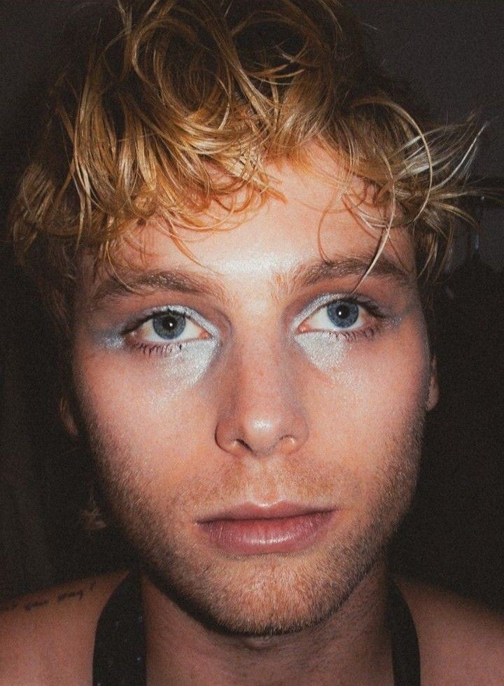 comfortmuke's tweet photo. euphoria if it slayed https://t.co/drGhQYMpHQ