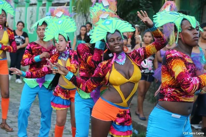 Durante estos 17 años de pueblo presidente el Gobierno Sandinista le ha restituido los derechos a los pueblos indígenas y afrodescendiente y promoviendo su cultura, Gastronomía, artesanía en diferentes espacios y encuentros
#MásVictoriaMásBienestar #PLOMO19