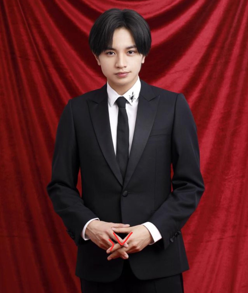 sokuishippai's tweet photo. ケンティずっとサイン出してたんだね😢 https://t.co/9Gl0YPqT7A