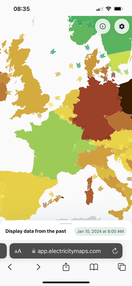 timothyjwyant's tweet image. How embarrassing for Germany. Spend half a trillion euros on their clean energy system and they get 606g CO2/kWhr. Oof.