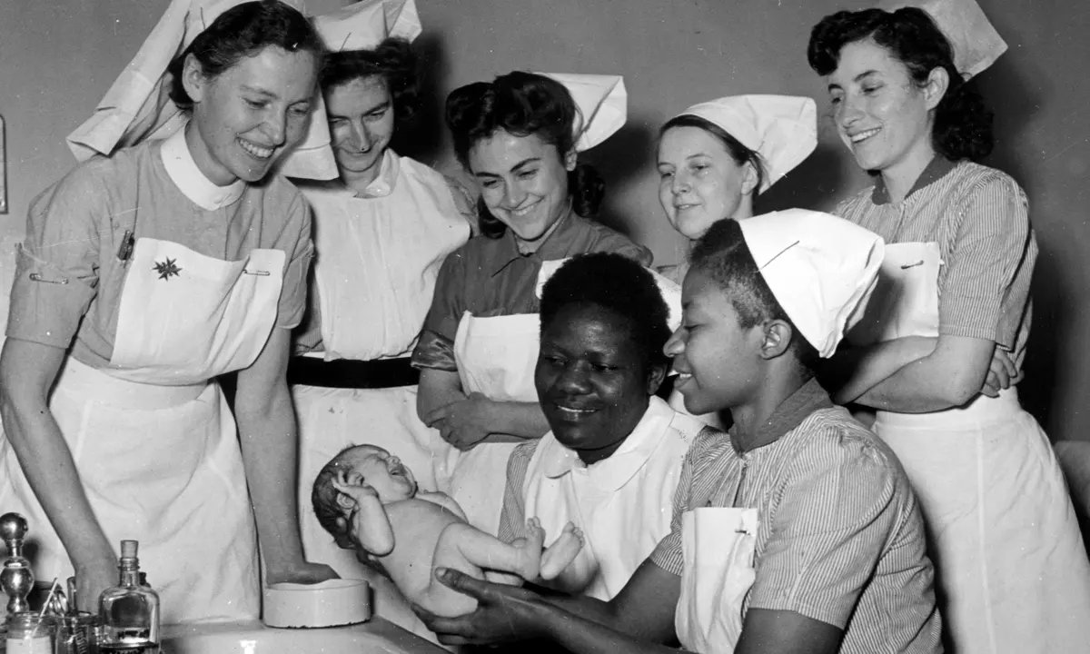 (Call for applications) Fully-funded History of Nursing PhD on the Professional and Personal Lives of Post-War Black Nurses in Britain histoiresante.blogspot.com/2024/01/les-in… #histnursing