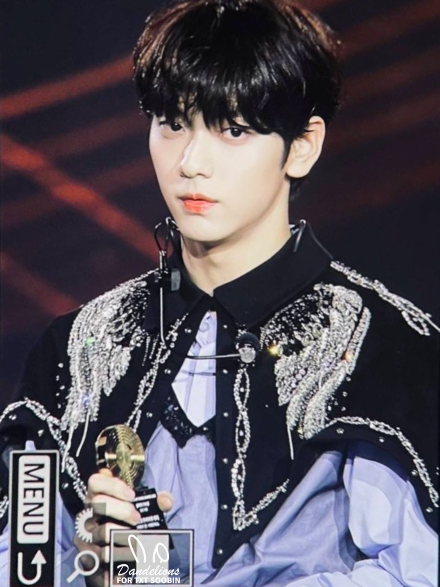 TxtDandelions's tweet photo. 240110 pre. 

#수빈         #SOOBIN        
#TXT     #투모로우바이투게더 https://t.co/4zBxpF6fZb
