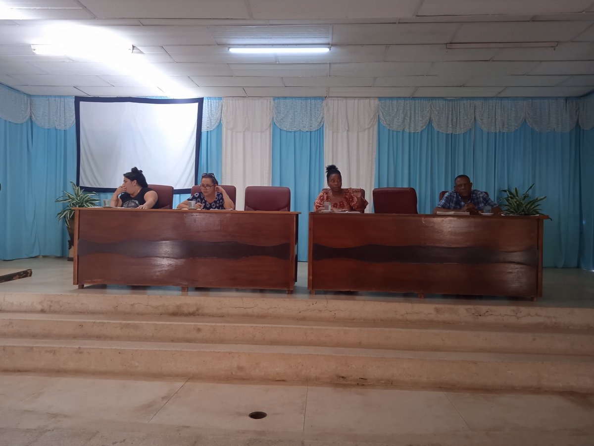 Se desarrolla en la mañana de hoy el Consejo de la administración en Majagua. #MajaguaUnida #Latir