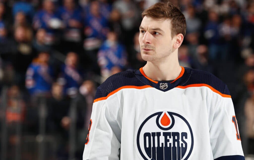 🚨 TODAY RETWEETS ARE WORTH 2x THE VOTES! 🚨 

#NHLAllStarVote Zach Hyman
#NHLAllStarVote Leon Draisaitl
#NHLAllStarVote Evan Bouchard

1 RT = 2(!!!) VOTES!! 2!!!!!!!