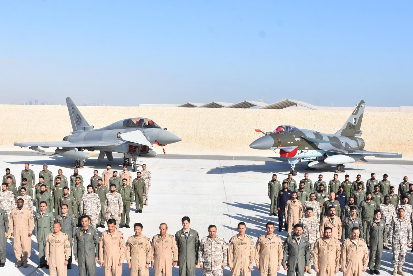 GDfDgWPaAAA2Dha?format=jpg&name=large