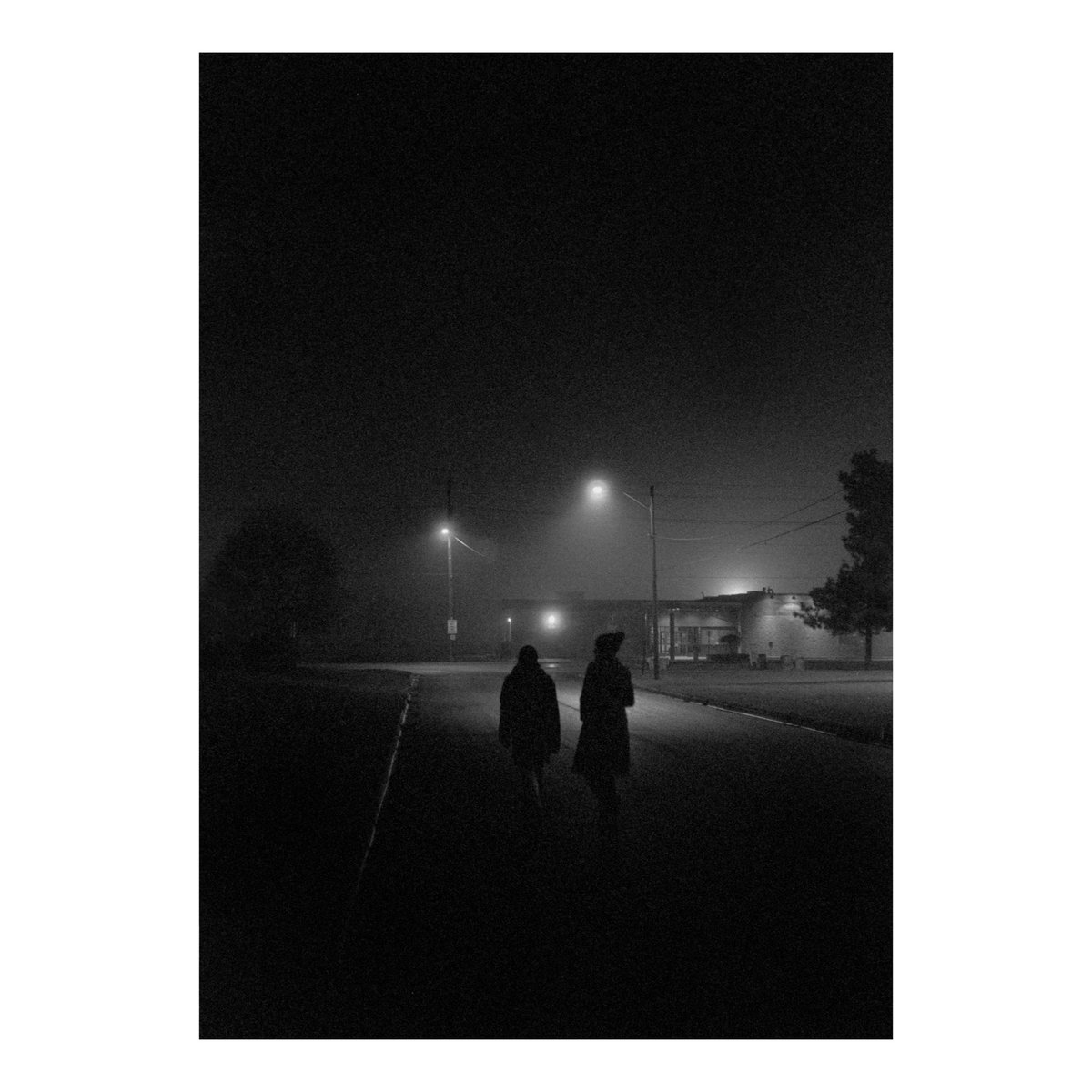 fslash12's tweet photo. #blackandwhitephotography #highcontrast #documentaryphotography #leicam4p #tmax3200 #d76 #35mm #filmphotography #analogphotography #belleville #bellevilleontario https://t.co/QXfijJwINI