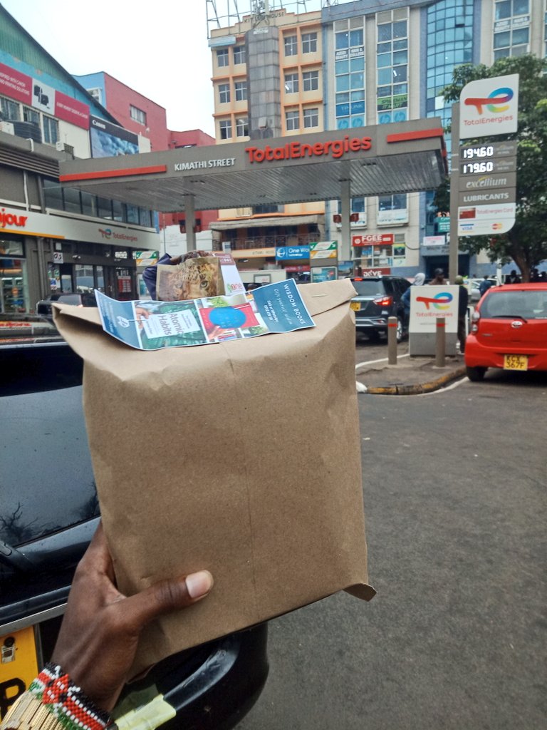 Wizzy 🇰🇪 tweet media