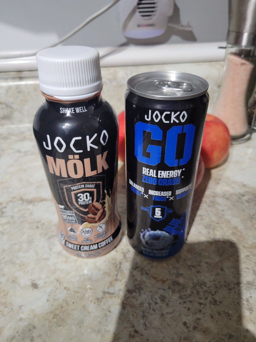 Mr_JVD's tweet photo. 4:00a.m. @nurecover ice plunge (4 minutes)
5:00a.m. Pistol Crossfit (9:29)
6:00a.m. JOCKO MOLK
Later this morning...JOCKO GO!
Time to attack the day!
#ExtreamOwnership
@jockowillink https://t.co/QnIhgkIoZa