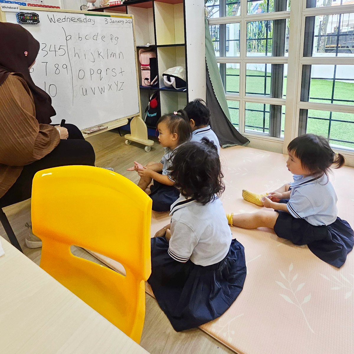 starshinemontes's tweet photo. Celebrating a fantastic first week back at school! 📚 Our little stars rocked it, soaking up knowledge and adjusting back to class after the holiday break! 🌟 Plus, we had a birthday star shining bright—our amazing 5-year-old! 🎉 #backtoschool #sgpreschool #sgchildcare https://t.co/irhI7xL9mk