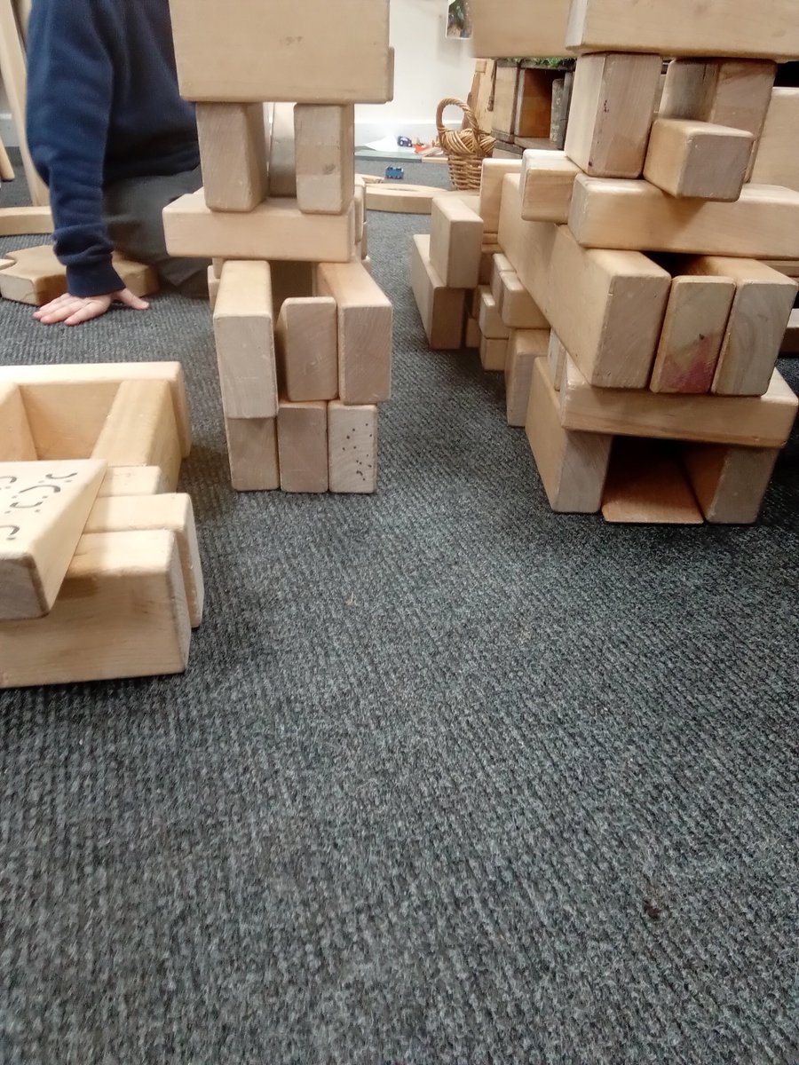 BoughtonHeath's tweet photo. We have a construction site in Reception ! #buildandcreate #construct ๐ง๐๏ธ https://t.co/3lHn8ThEbR
