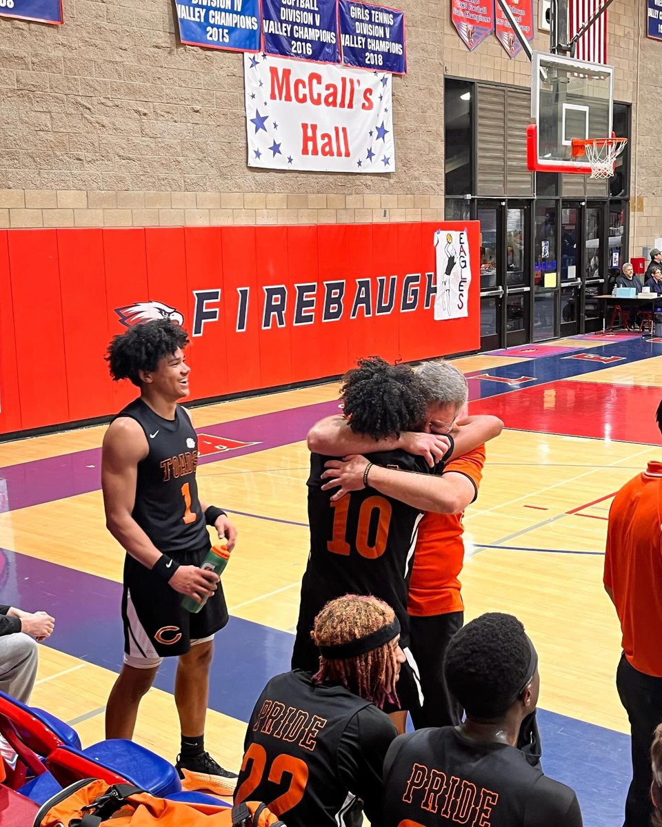 chstoads's tweet photo. What a night for Jaden Pena yesterday. At the end of the first half he had a career high of 35 points. By the end of the game he had a total of 51 points which is the new Horned Toad School Record! Just WOW! #toadpride https://t.co/vTe8YCnjfH