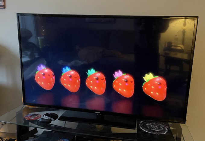 Jack is following the plot very closely. https://t.co/w2asgIg0HR<a href="/tag/mothersday"class="tags"><span>#mothersday</span></a>