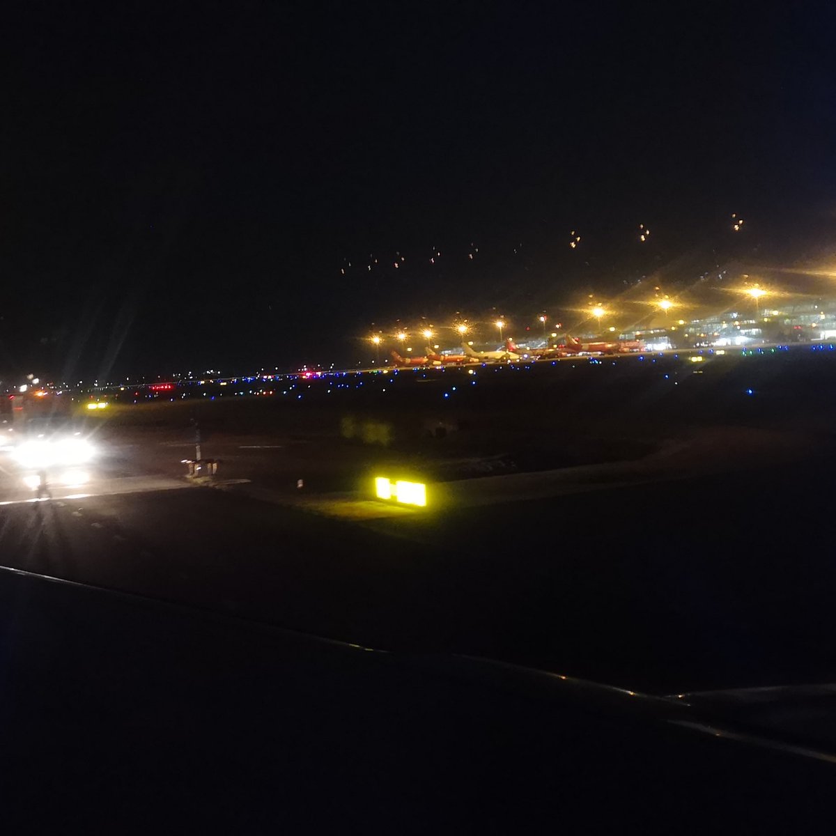 CSnGResearch's tweet image. Last leg of flight, long journey.