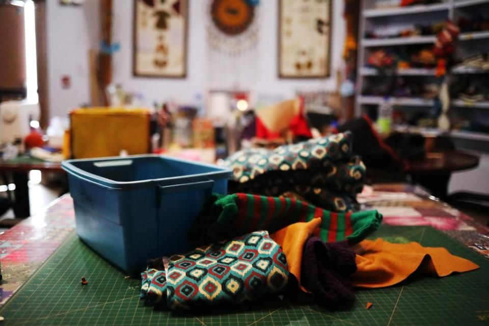 NaskapiNews's tweet photo. Natuashish crafter worries traditional skills are vanishing in the face of modern distractions 

https://t.co/TFliztE9Fd 

Penashue now makes moccasins, hats, skirts, slippers, baby swaddles, among other things, but says the next generation isn't learning like she once did/ https://t.co/v5leC6m26e