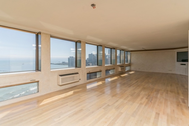 RealtyDowntown's tweet photo. Just Closed - 2 Bed/3 Bath in the Gold Coast at 1110 N Lakeshore Drive. Offered at $415,000. Buyer represented by @quentingreenrealestate https://t.co/GgPvWk58Gv